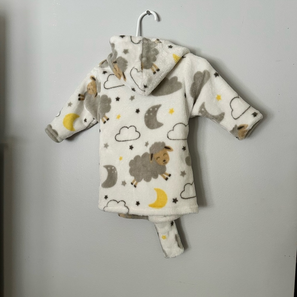 Baby Robe - Picture 2 of 3